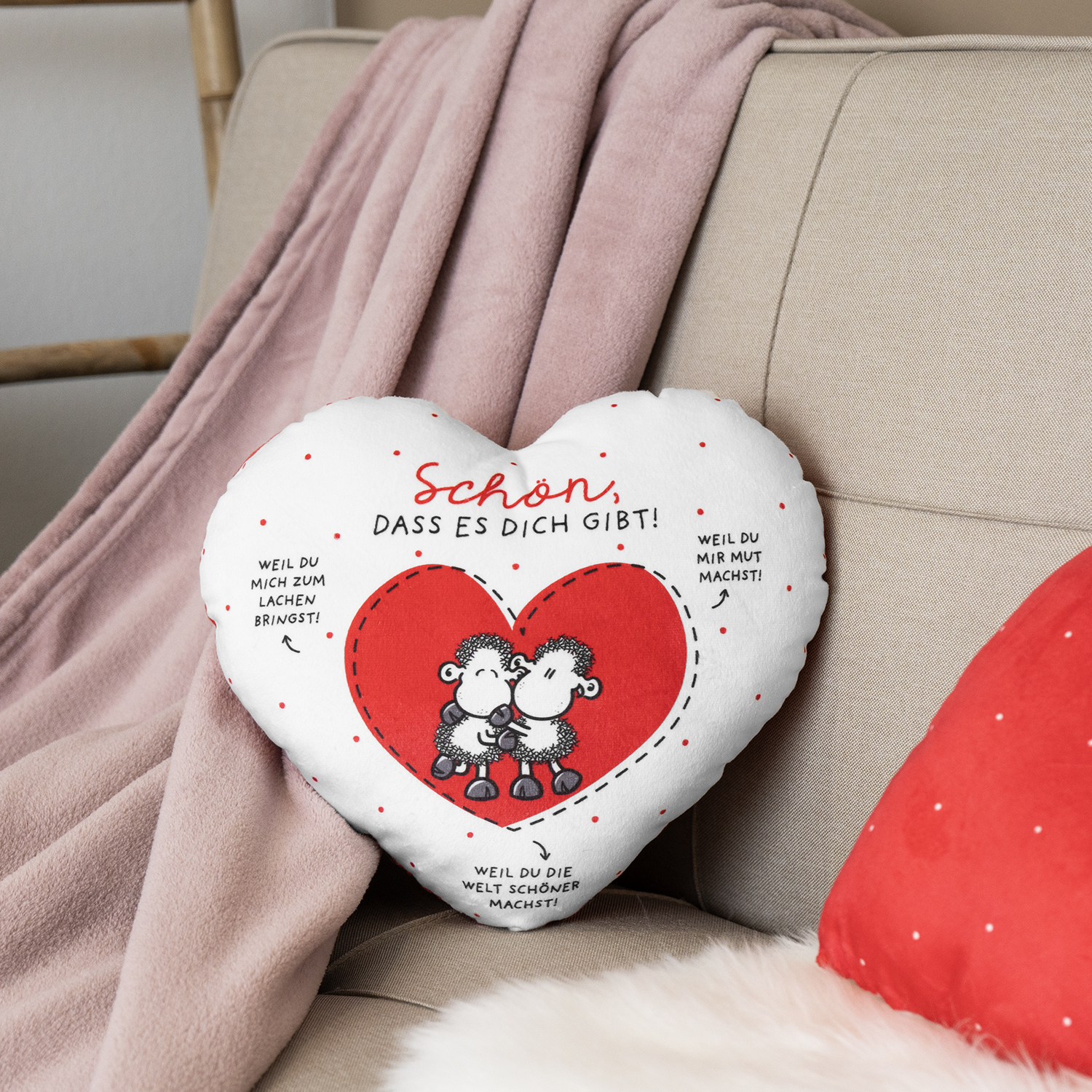 Plüschkissen »Schön, dass es Dich gibt!«