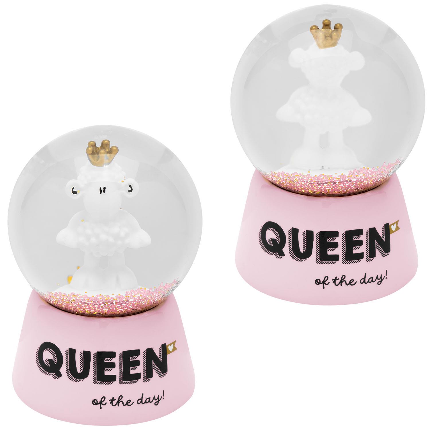 Schneekugel mit weißem Schaf und Krone in Glas, rosa Sockel, Queen of the day