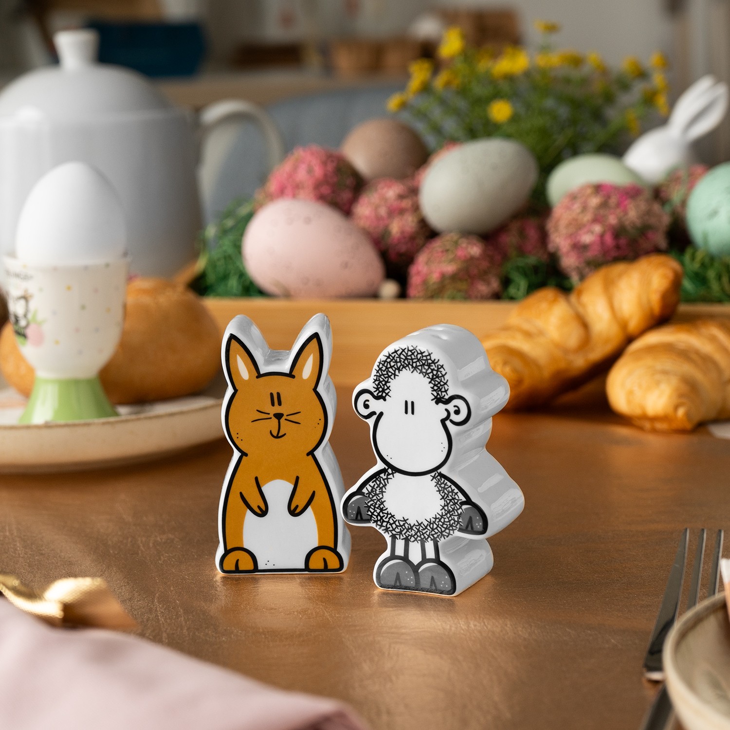 Süßes Porzellan-Set: Hase- und Schaf-Streuer als Salz- und Pfefferstreuer in Geschenkbox