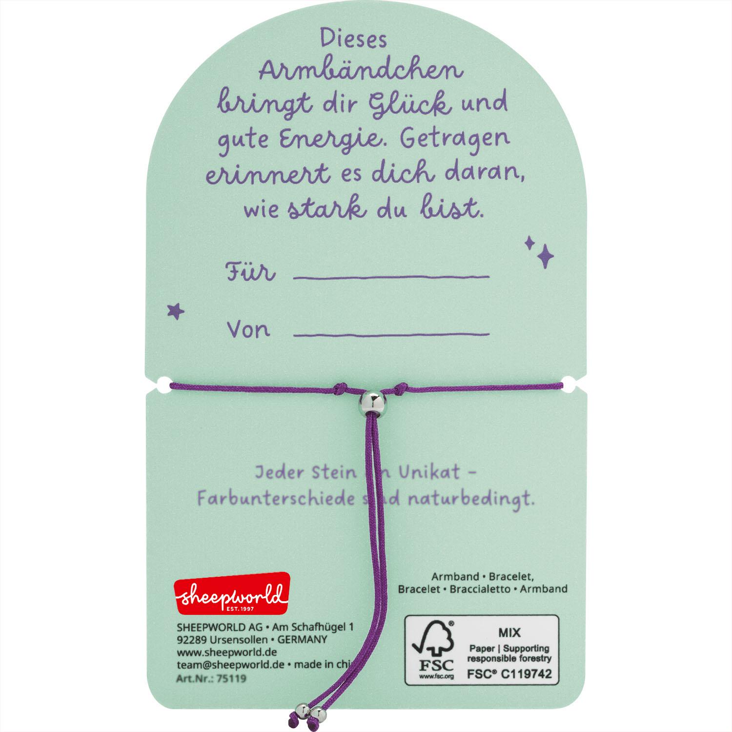 Verstellbares Amethyst-Armband aus Halbedelsteinen und Perlen auf matter Hedercard – violetter Schmuck, Geschenkidee.