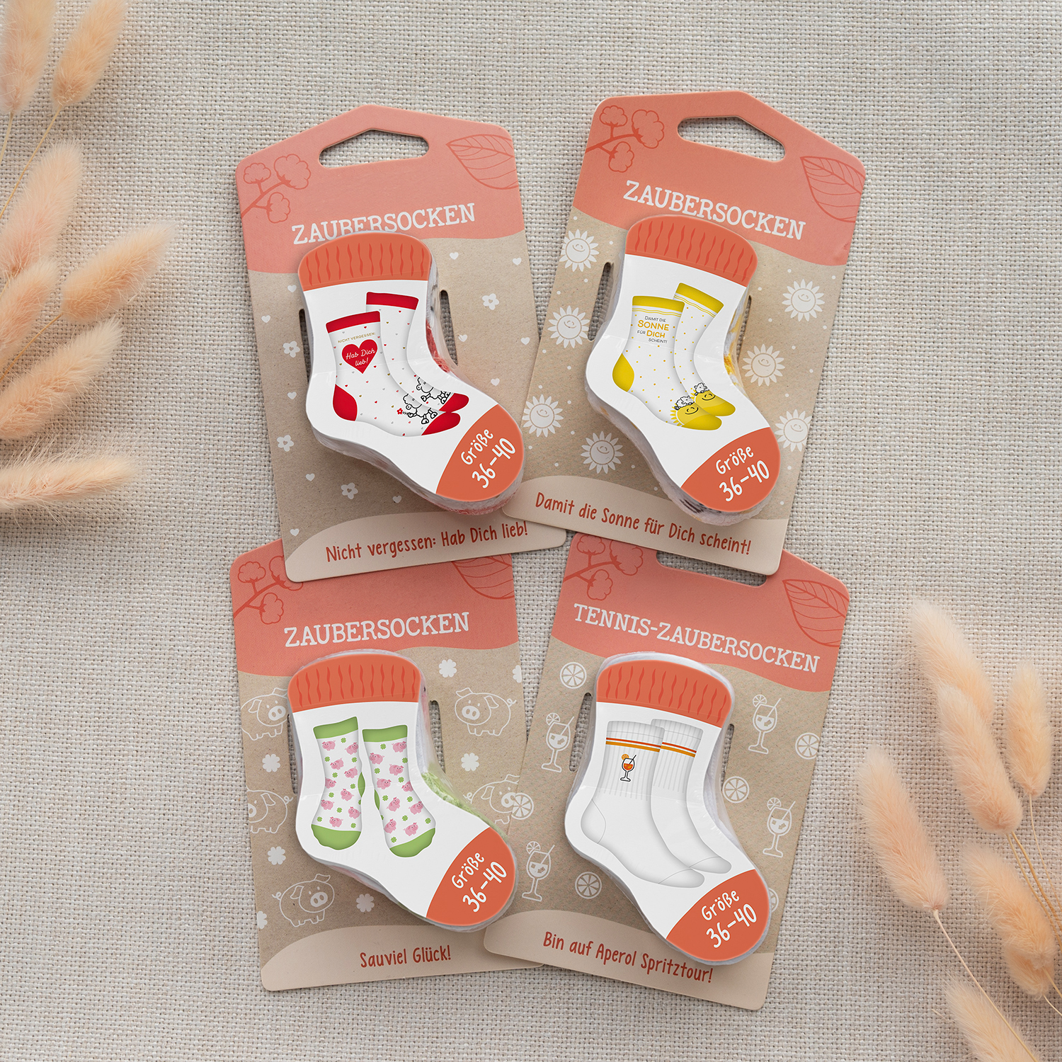 Pastellfarbene Zaubersocken-Wundertüte für Frauen auf Verpackungskarten, vier Paar Socken