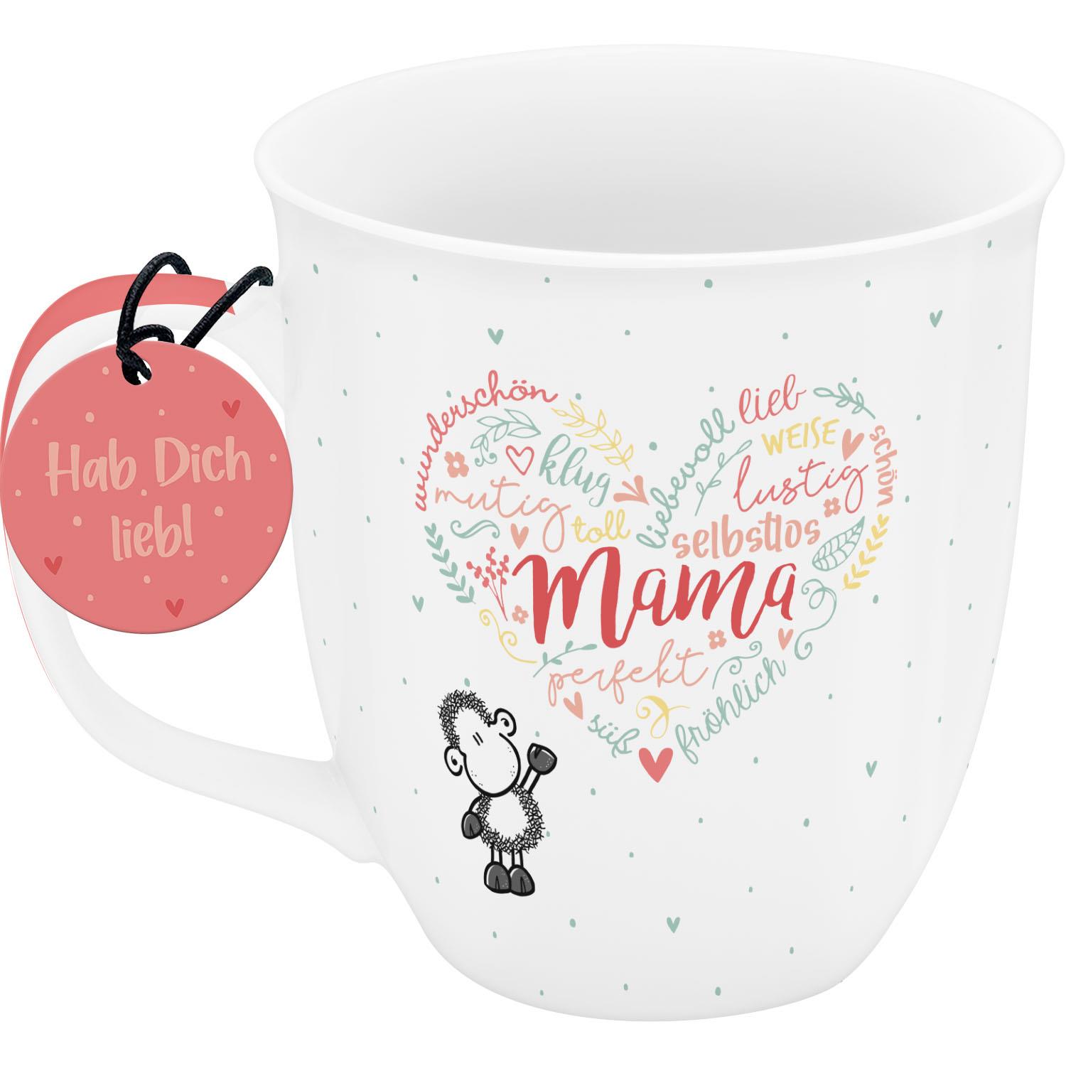 Weiße Porzellantasse mit Herz-Motiv »Mama« und kleinem Schäfchen, rosa Anhänger.