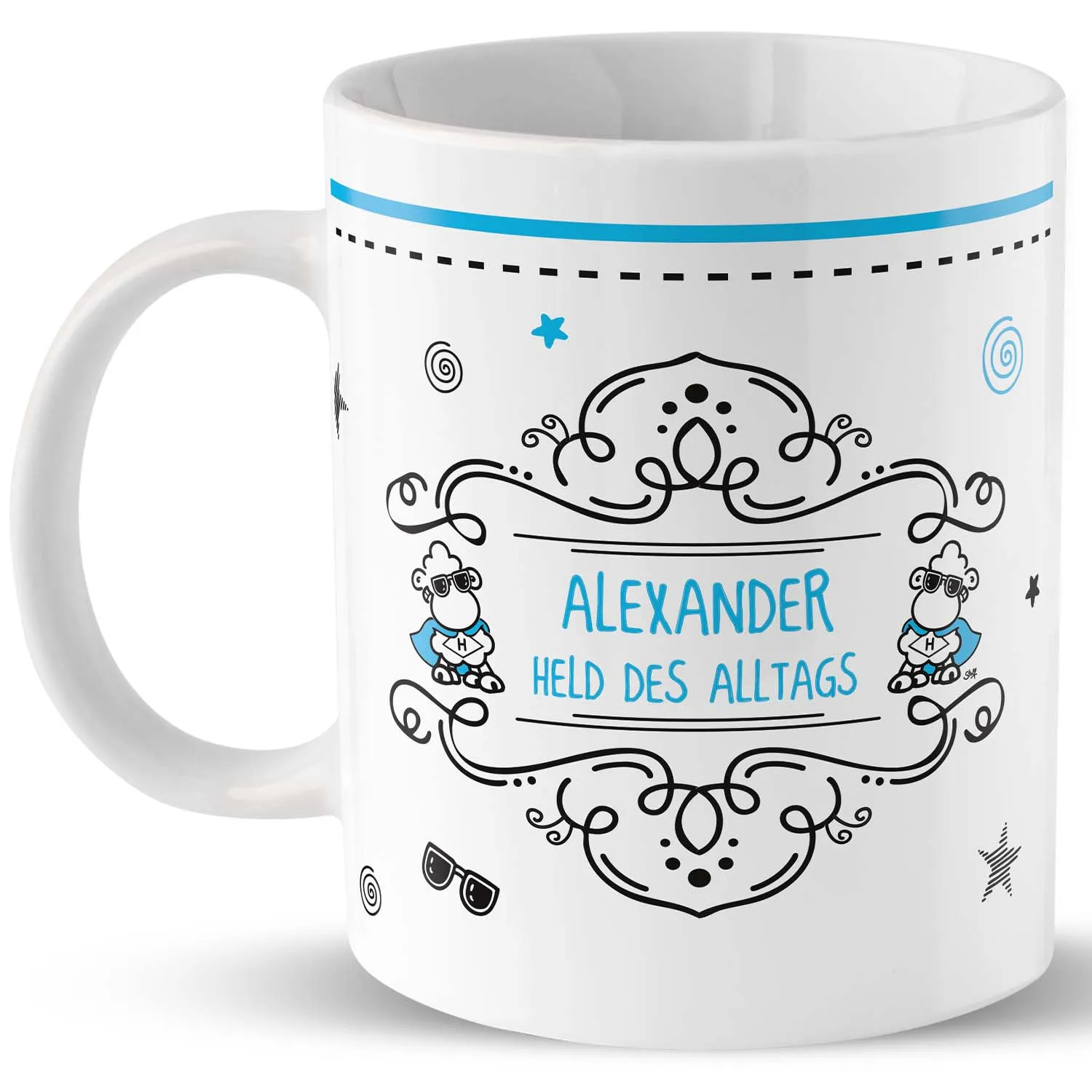 Weiße Porzellan-Tasse mit schwarzem Ornamentdruck und blauem Namensdruck 'Alexander - Held des Alltags'.