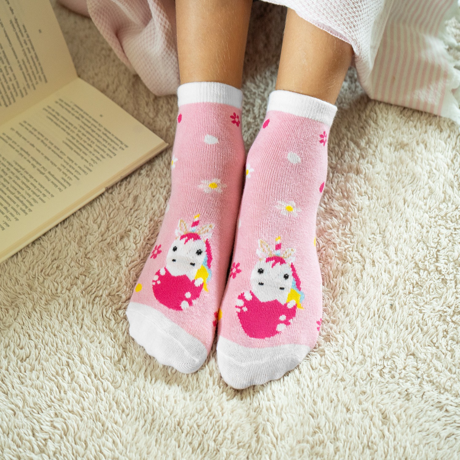 Rosa Einhorn-Zaubersocken für Kinder, 1 Paar, Größe 30–35, 22 cm