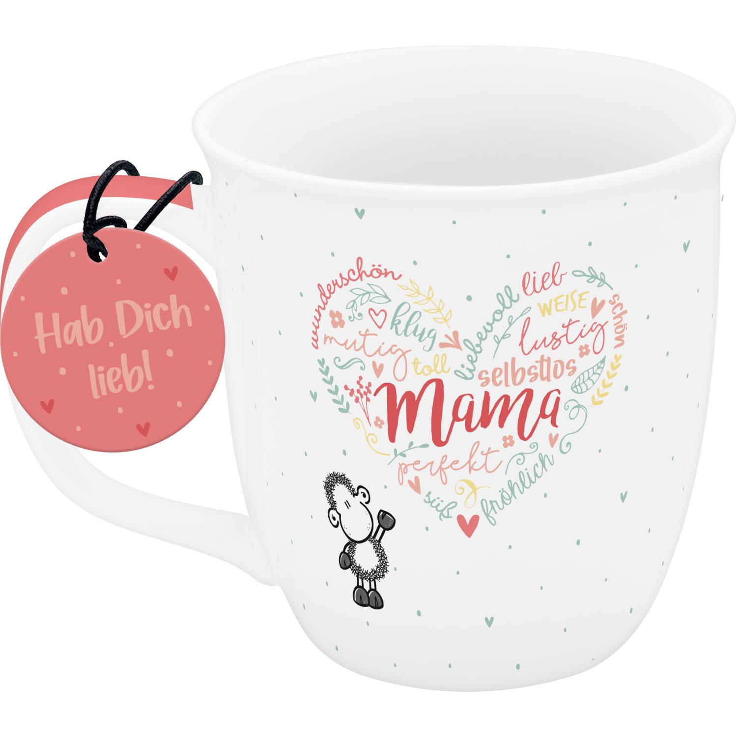 Weiße Porzellan-Tasse mit Herz-Motiv 'Mama' und Schäfchen, rosa Anhänger 'Hab Dich lieb!'