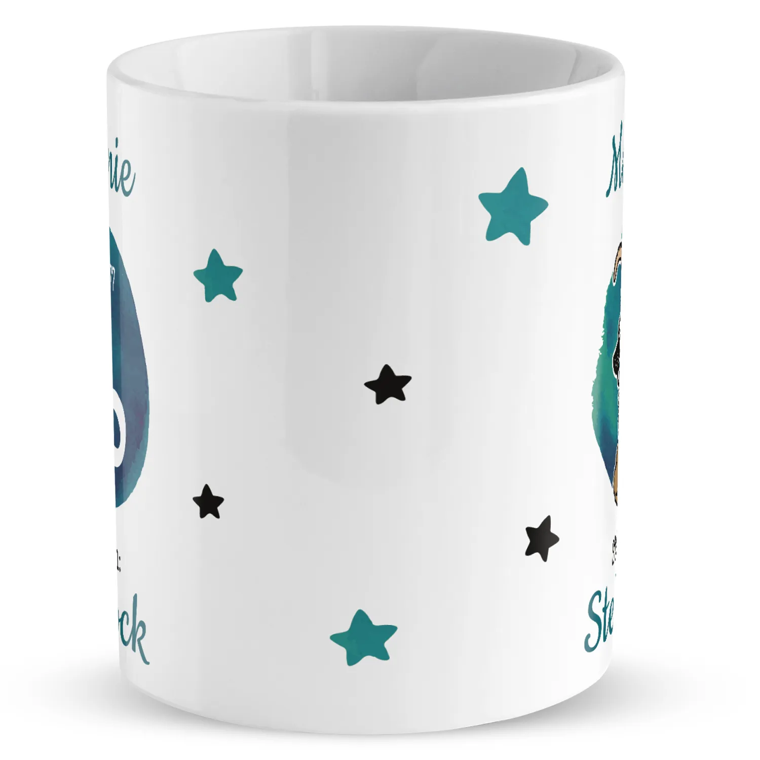 Weiße Porzellantasse mit Türkis- und schwarzen Sternen, personalisiert