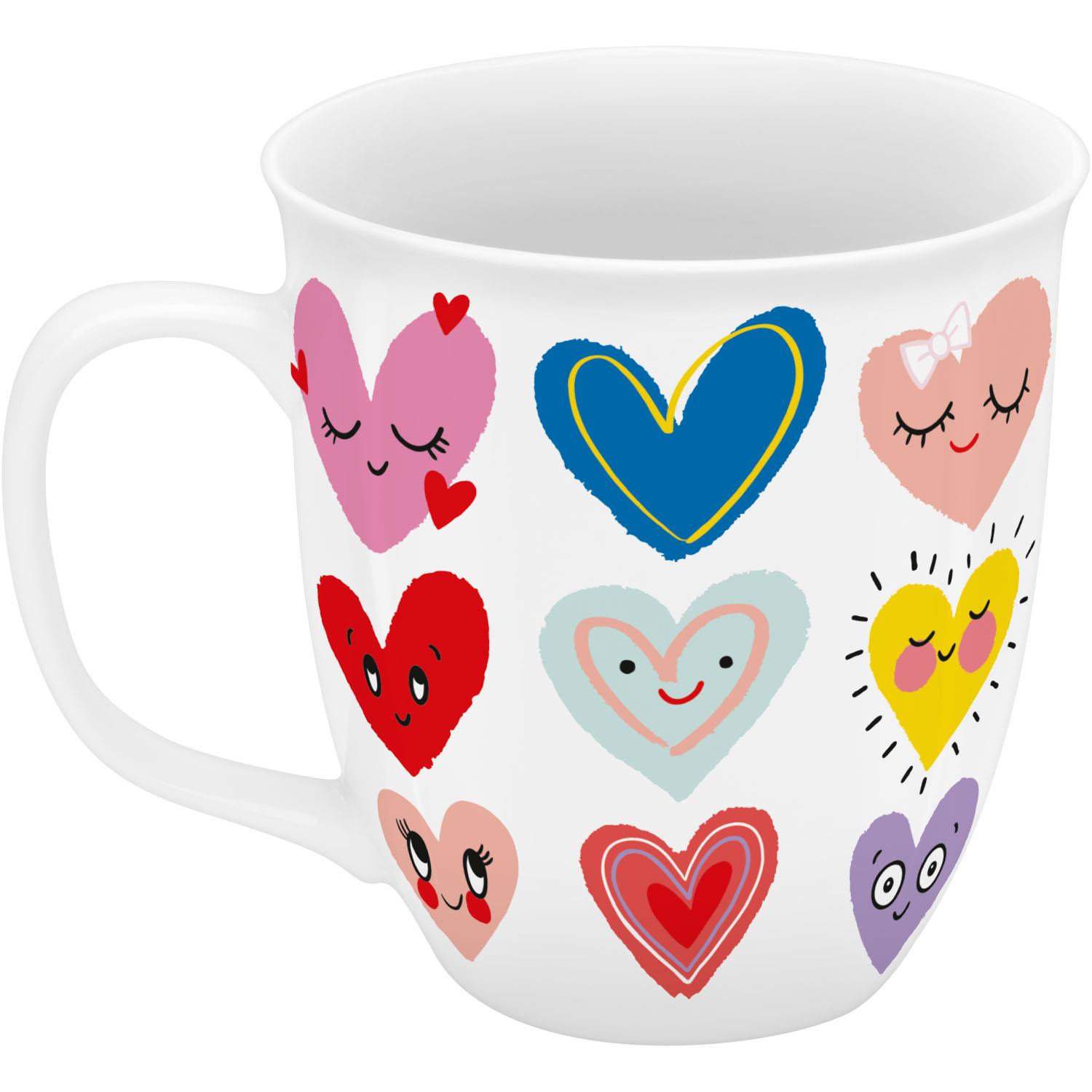 Weiße Porzellan-Tasse mit bunten Herzen und Gesichtern – perfekt als Geschenk.