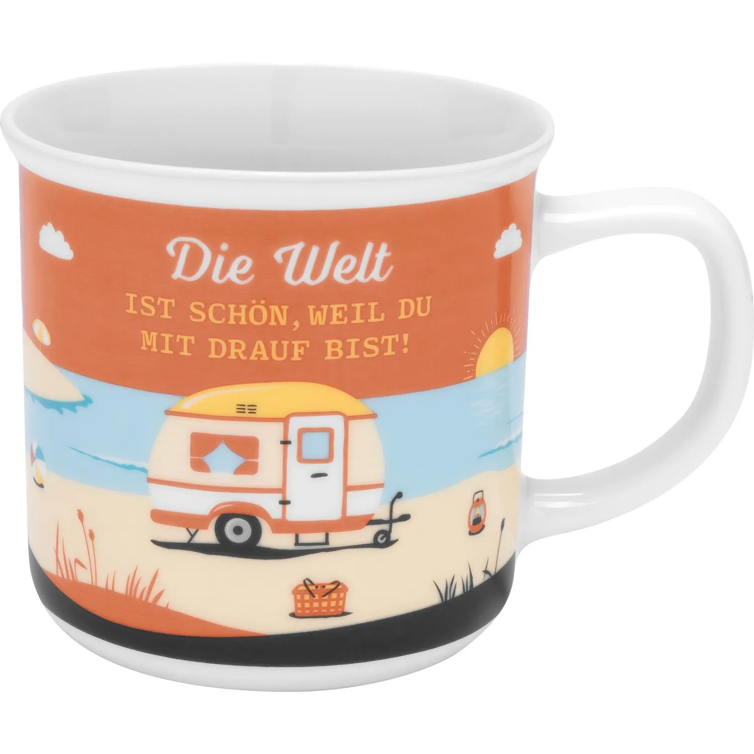 Weiße Tasse mit Strand- und Wohnwagen-Motiv in Pastellfarben