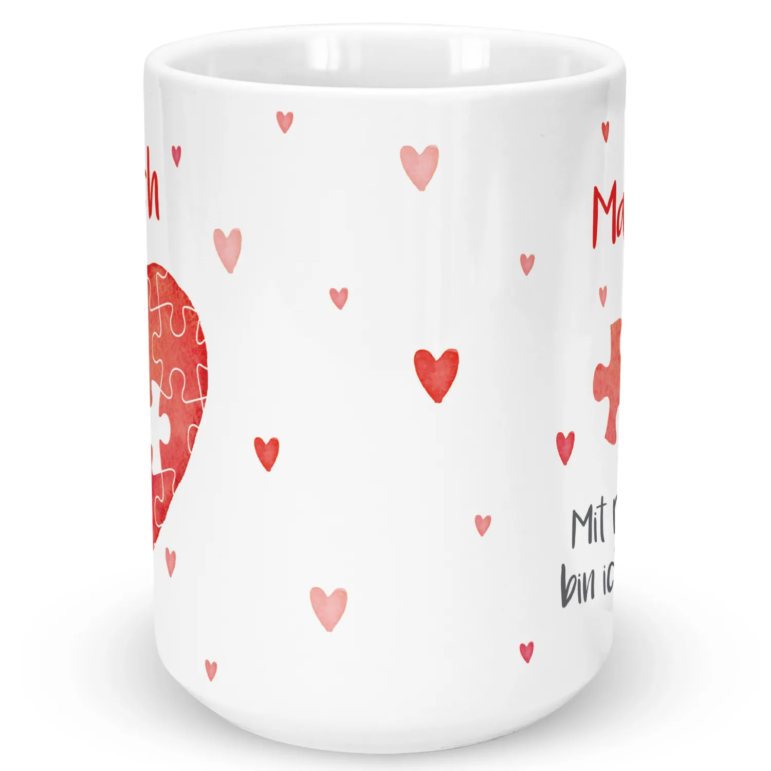 Weiße XL-Tasse aus Keramik mit rotem Herz-Puzzle-Motiv, personalisierbar mit Namen