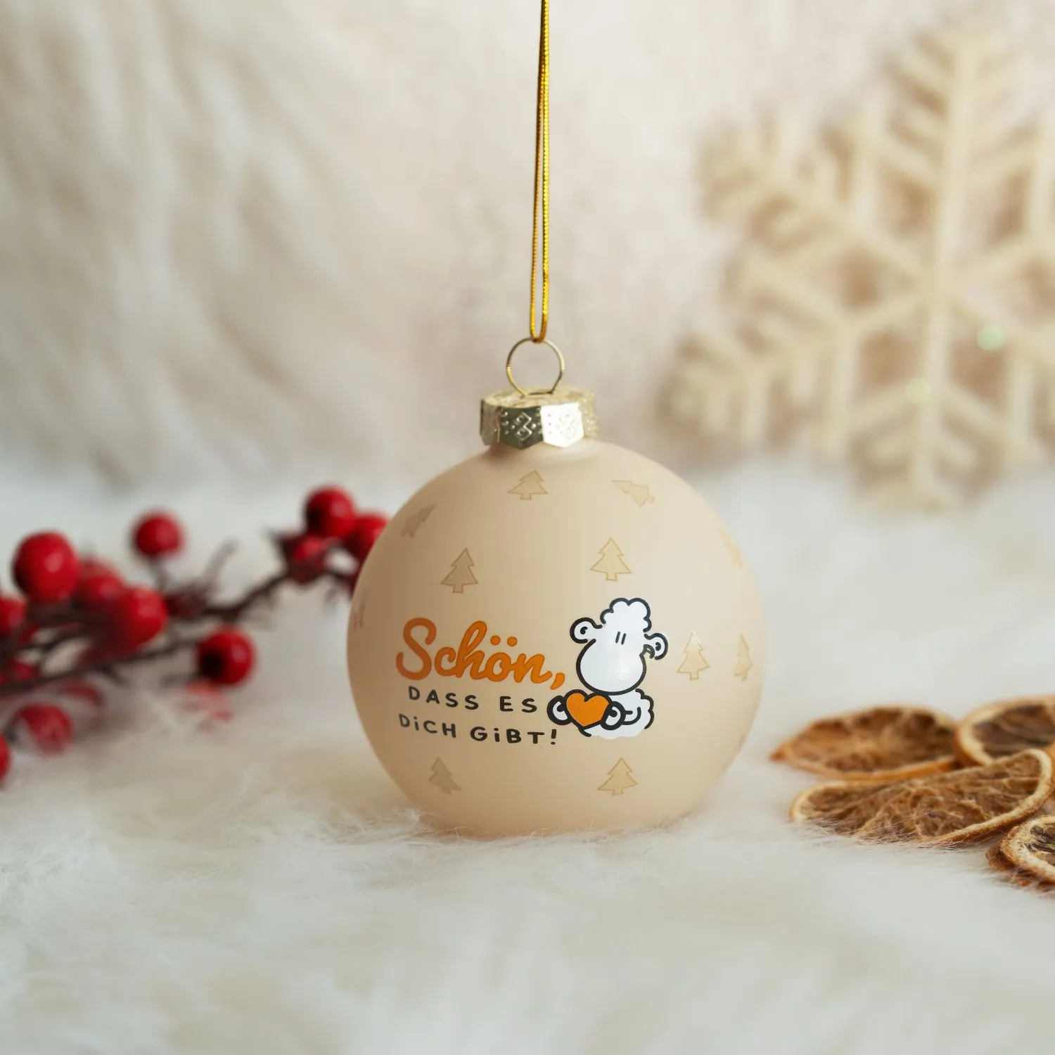 Beige Glas-Christbaumkugel mit Schaf-Motiv und Spruch 'Schön, DASS ES DICH GIBT!'