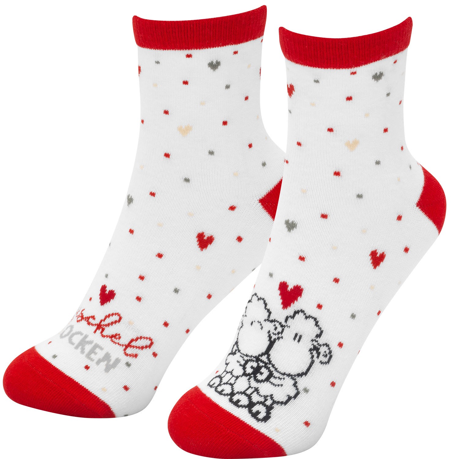 Weiße Kuschelsöckchen mit Herzchen-Druck, rotem Rand und Schäfchen-Motiv.