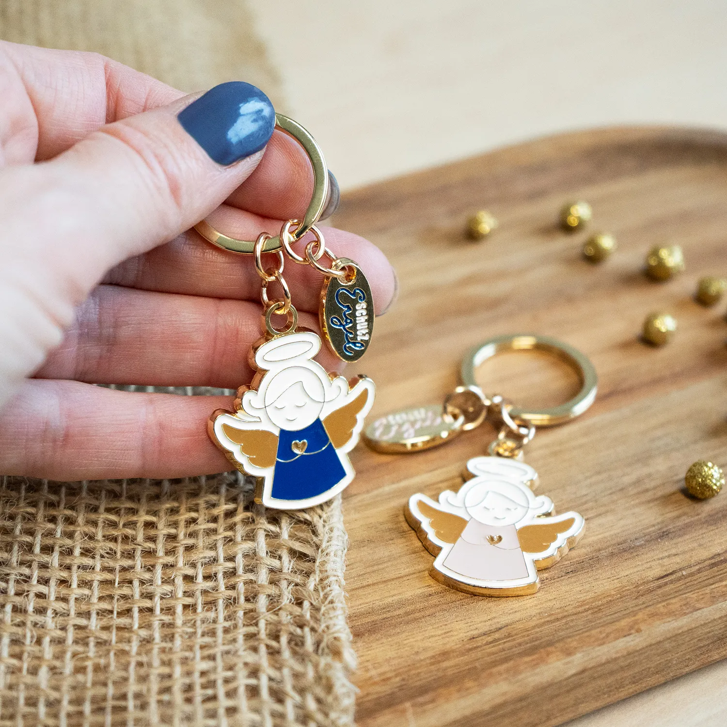 Schlüsselanhänger-Set Engel mit emaillierten Engelfiguren an Goldkette